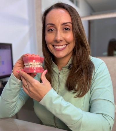 Dra. Júlia Ruggiero 1 - Oralfit Clínica Odontológica